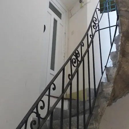 Palace District, Leisurely Nest In Crowded Dwntwn בודפשט
