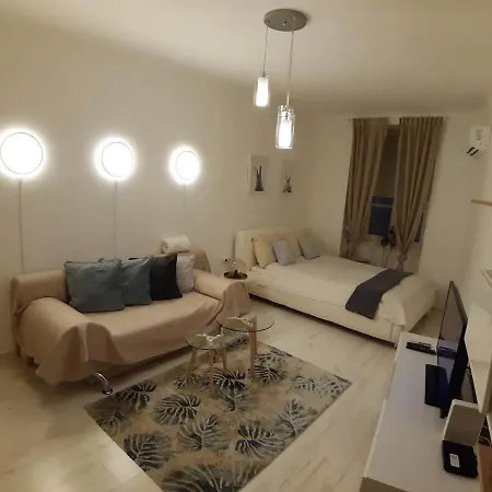 Palace District, Leisurely Nest In Crowded Dwntwn Apartamento