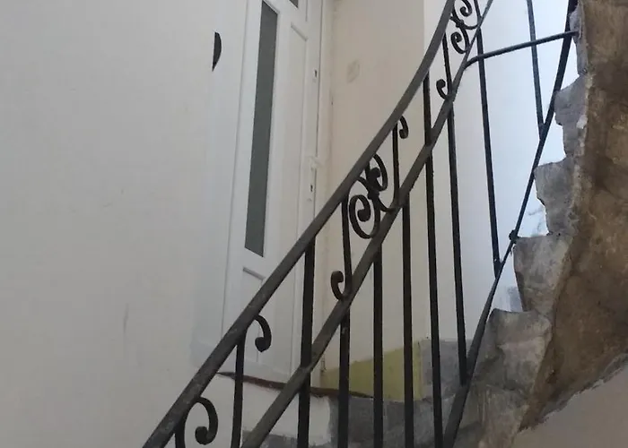 Palace District, Leisurely Nest In Crowded Dwntwn ブダペスト